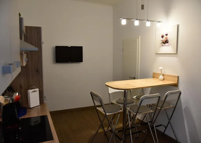 Am Schloss 15 Apartment *